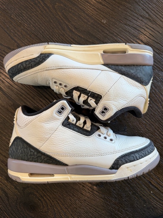 Jordan Other - Nike Air Jordan 3 Retro White Cement Grey Shoes size 7Y